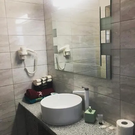 Albdevara Mar Srl בית כפרי *