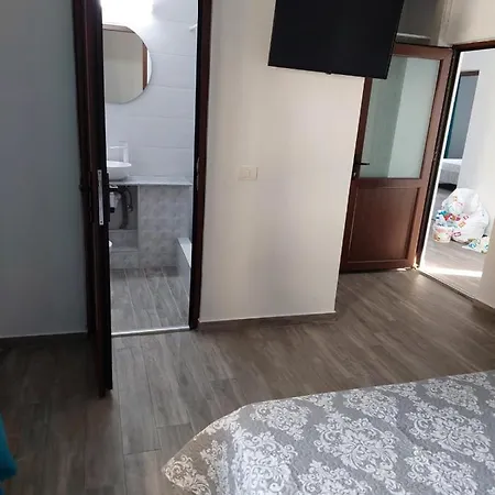 Landhuis Albdevara Mar Srl *